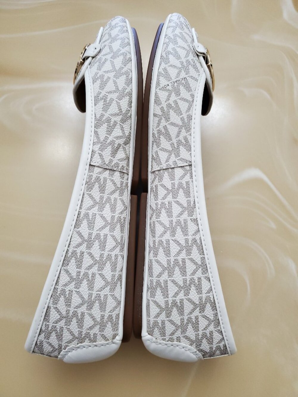 Michael Kors Lillie Moccasin Flat Shoes MK Signature Vanilla Gold Logo Size 10 - Picture 8 of 11